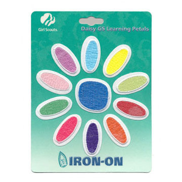 Girl Scouts Official Daisy Promise Center & Learning Petals Set