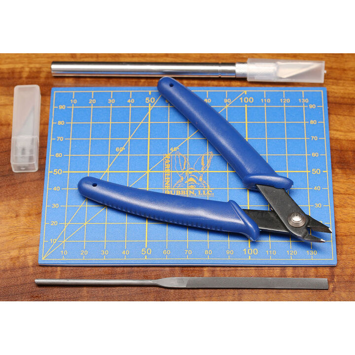 Hareline Cutting Board w/ Tool Set