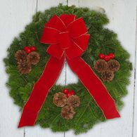Bessey Ridge Wreaths 24" Traditional Wreath